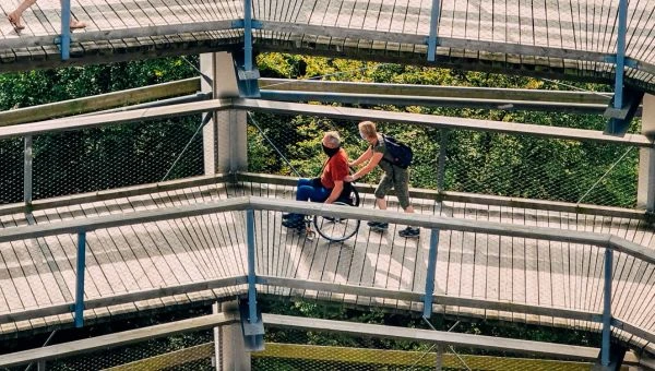 Transformando as narrativas habituais em torno do turismo acessível: da sensibilização à ação