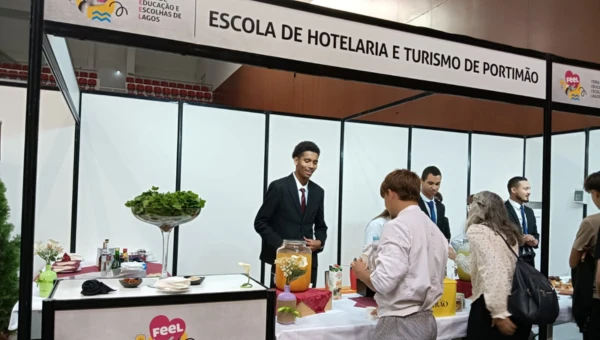 EHT Portimão dá a conhecer o seu ADN na FEEL 2025 – Feira de Educação e Escolhas de Lagos