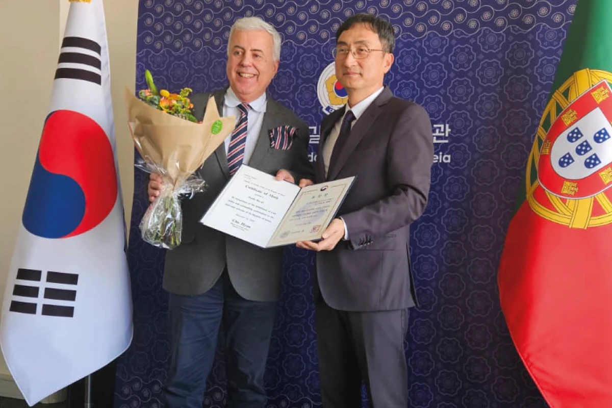 Diretor do DGEM distinguido com louvor público pela Embaixada da República da Coreia em Portugal