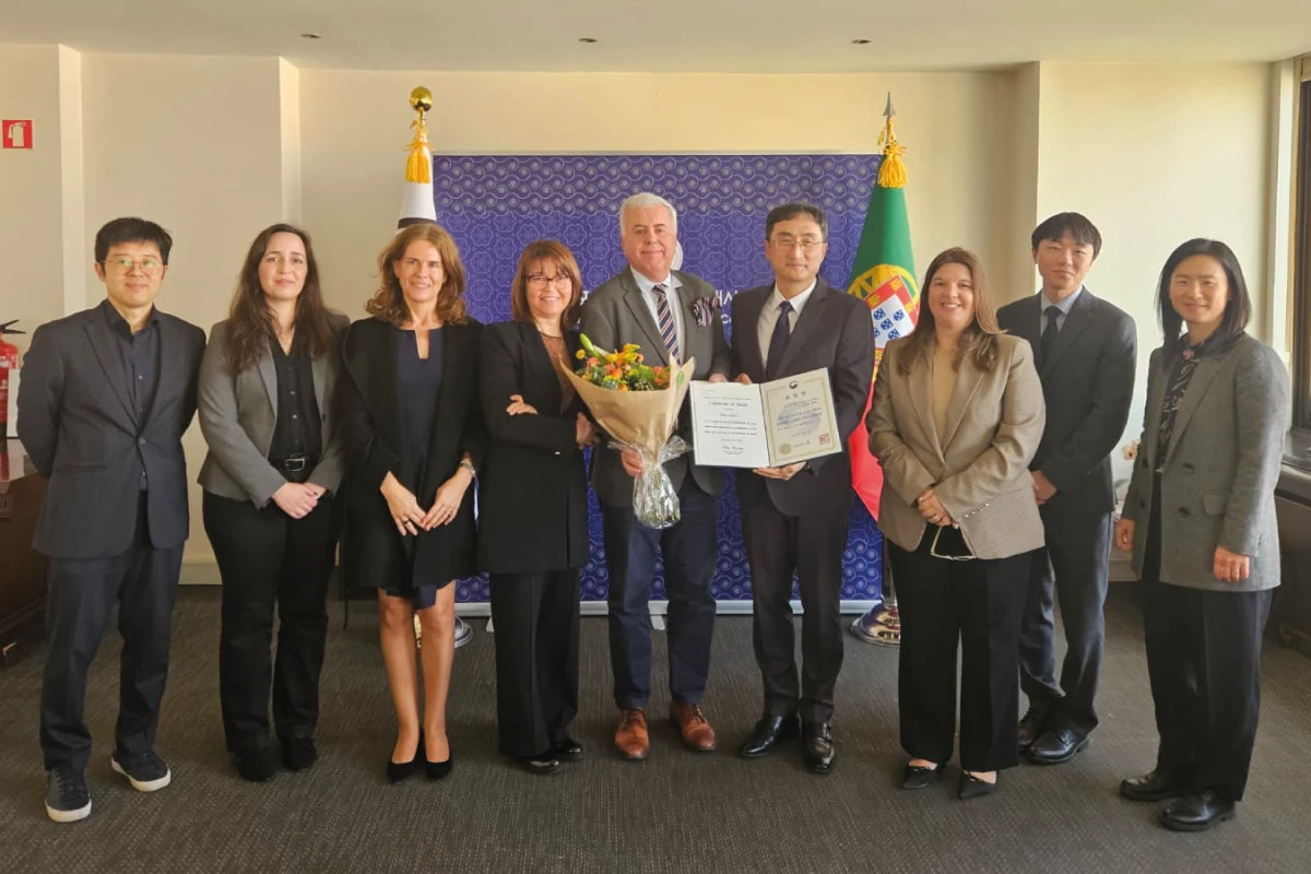 Diretor do DGEM distinguido com louvor público pela Embaixada da República da Coreia em Portugal