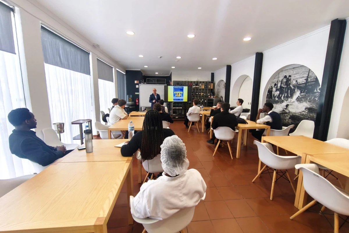 Somos Escola: um projeto para uma Happy School