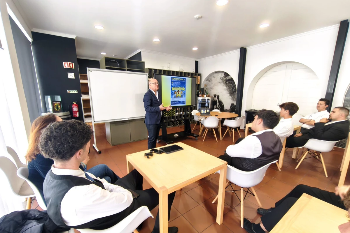 Somos Escola: um projeto para uma Happy School