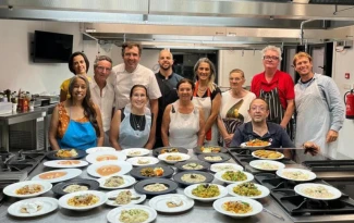 "Formação para Todos" leva novas competências em cozinha e bar à comunidade
