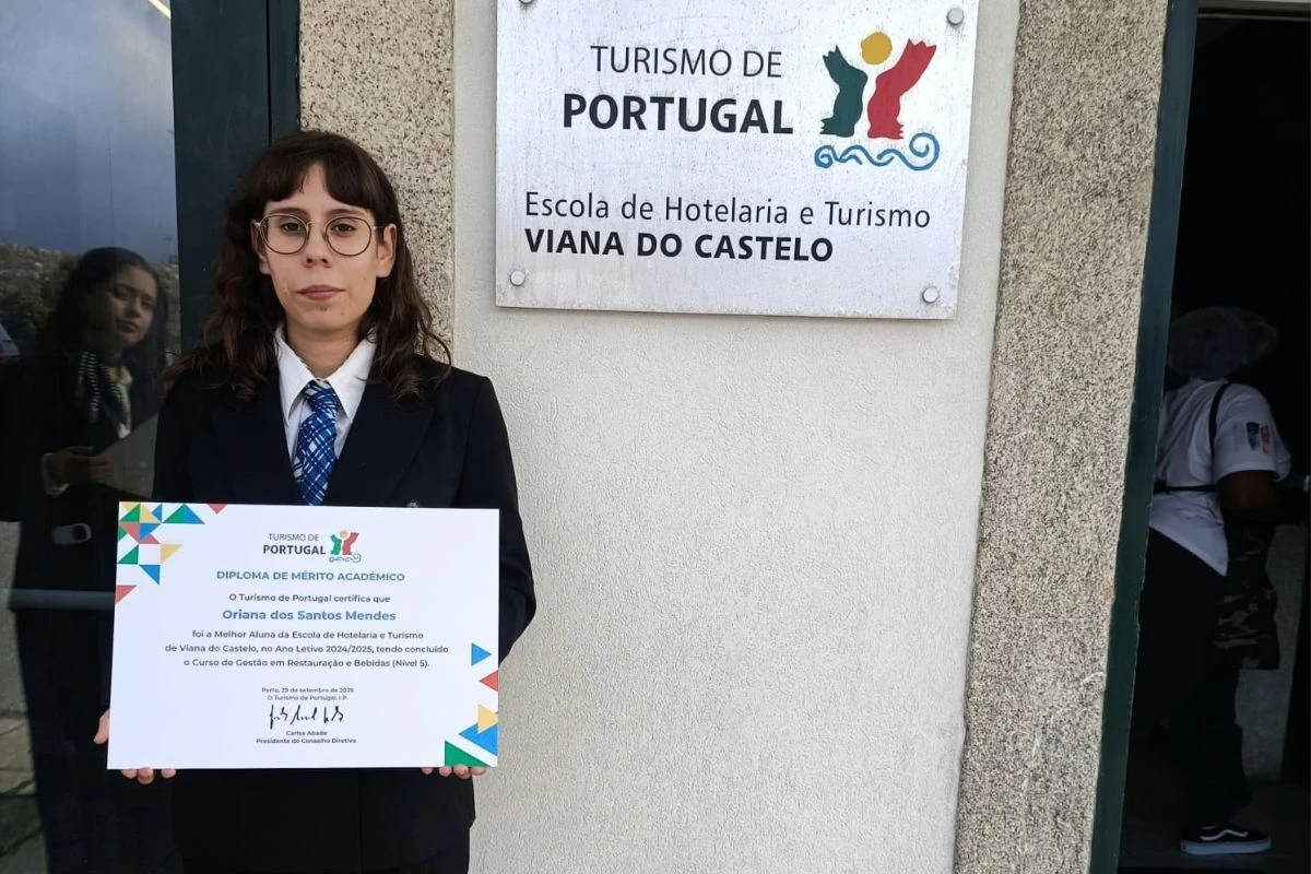 Excelência Académica distingue alunas da EHT Viana do Castelo